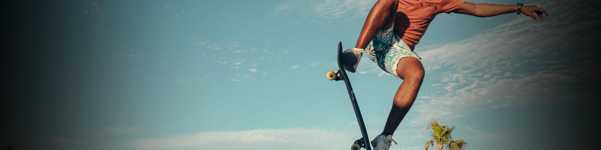 Complete Skateboards vs Custom Skateboards: Ultimate Guide 2025