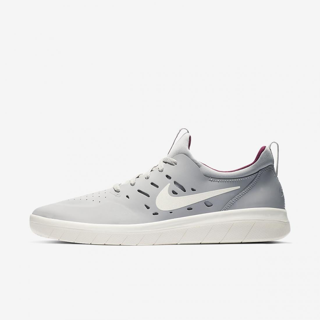 Nike Shoes SB Nyjah Free Atmosphere Grey/Pale Ivory